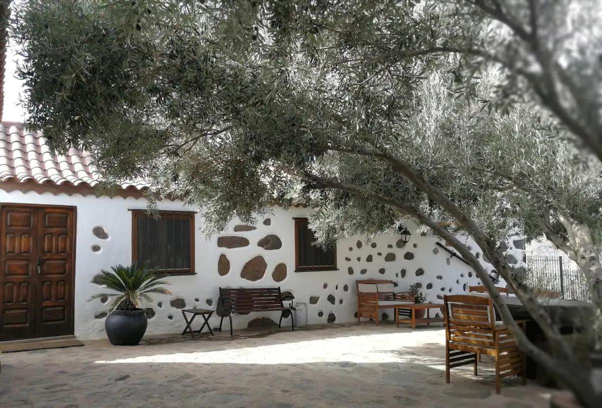Вилла La Casa Vieja De La Montana Santa Lucia De Tirajana Экстерьер фото